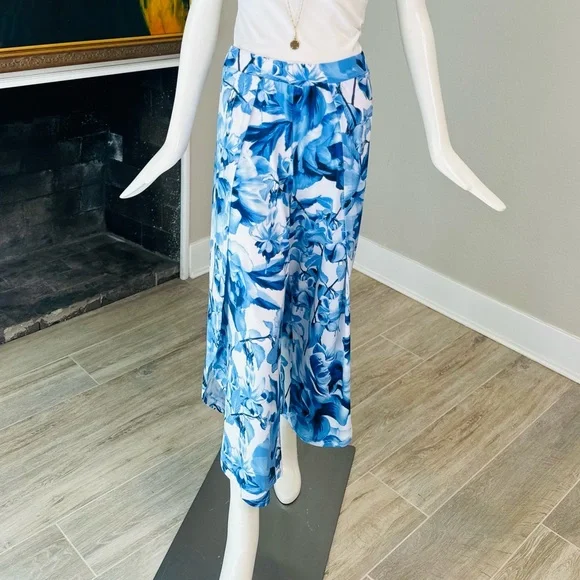 G.I.L.I. Blue Floral Wide Leg Pants - Picture 6 of 7